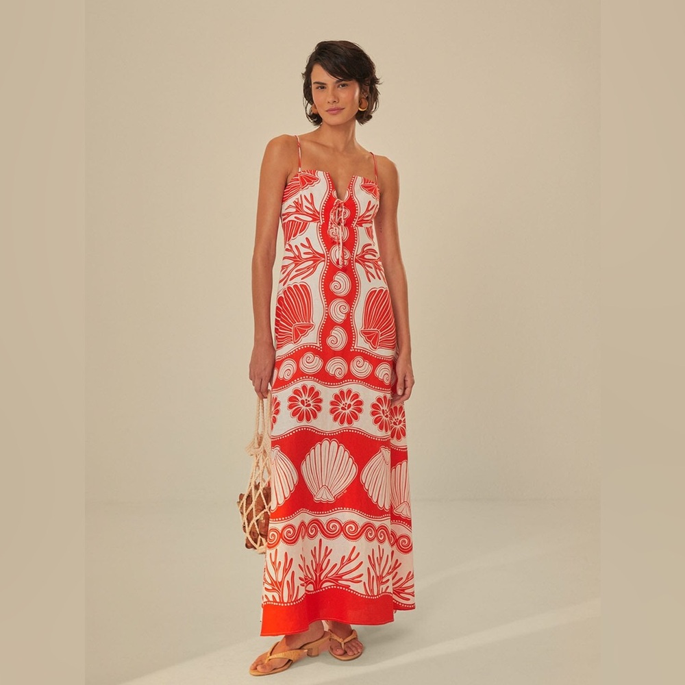 FARM Rio New
White Ainika Shell Lenzing™ Ecovero™ Euroflax™ Maxi Dress